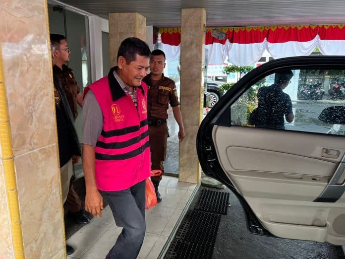 korupsi_dana_desa_mantan_kades_di_asahan_ditangkap_kejaksaan