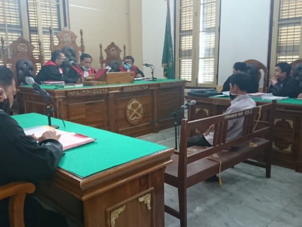 korupsi_drainase_kades_narumonda_divonis_15_tahun_penjara