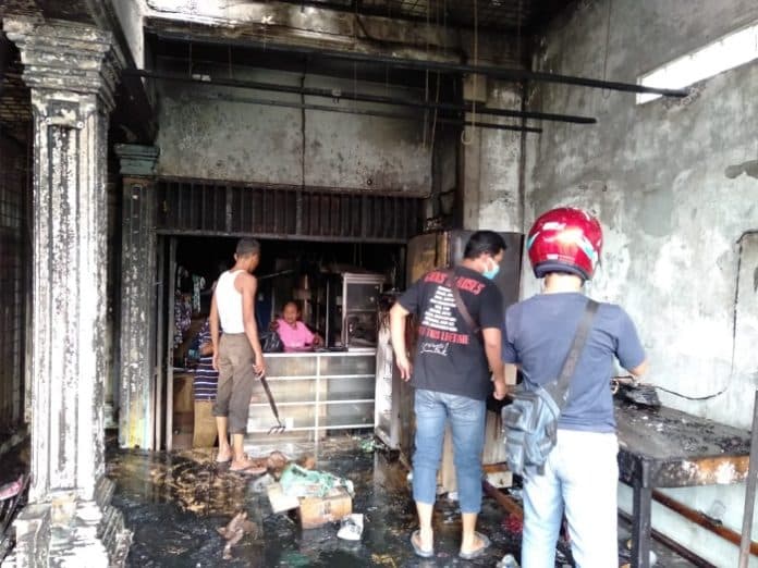 kosrleting_listrik_satu_rumah_di_medan_tembung_terbakar