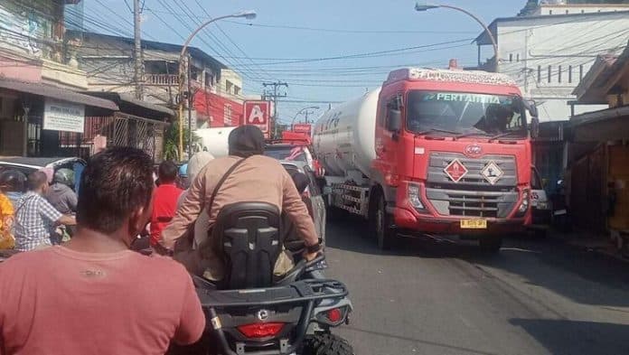 kota_sibolga_makin_rawan_macet_dan_semrawut