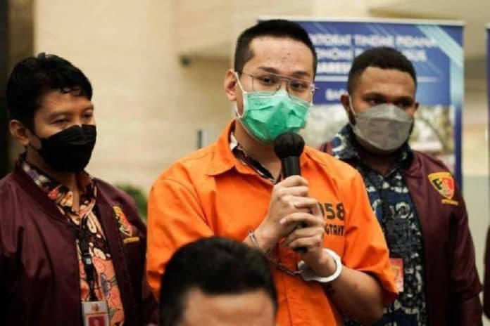 kotak_deposit_milik_indra_kenz_di_bank_disita_terkait_kasus_binomo