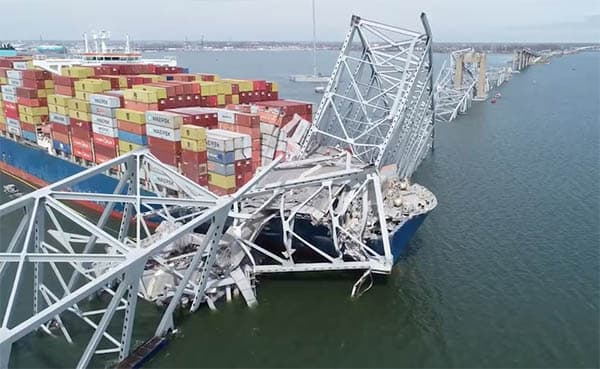 kotak_hitam_kapal_tabrak_jembatan_di_baltimore_ditemukan_2_pekerja_berhasil_diselamatkan