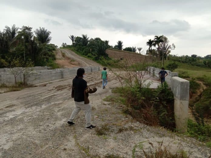 kpk_bakal_periksa_perubahan_kerugian_negara_pada_proyek_jembatan_viii_di_kecamatan_siantar_sitalasari