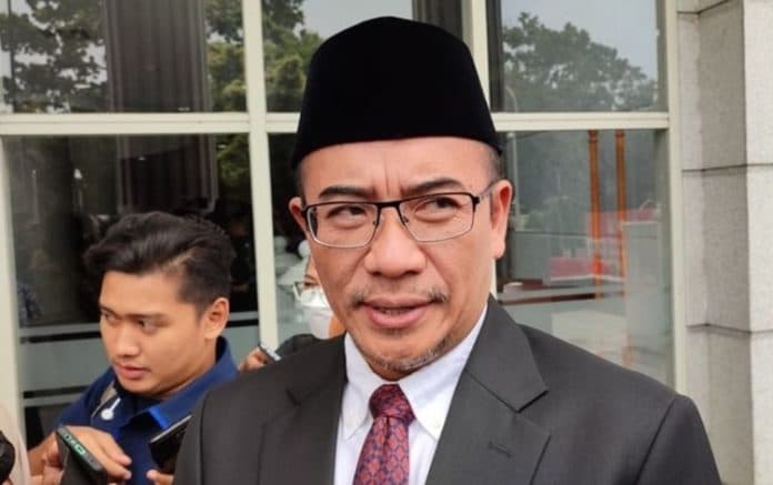kpk_ketua_kpu_ri_harus_laporkan_terima_kue_ultah_dari_caleg_psi