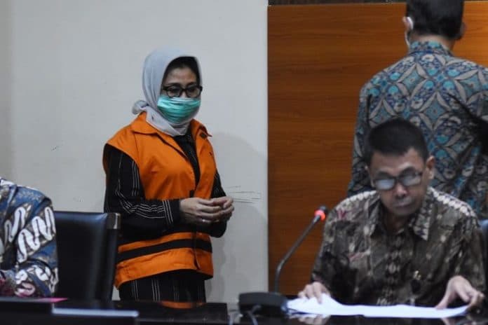 kpk_tetapkan_bupati_ketua_dprd_kutai_timur_suami_istri_tersangka_korupsi