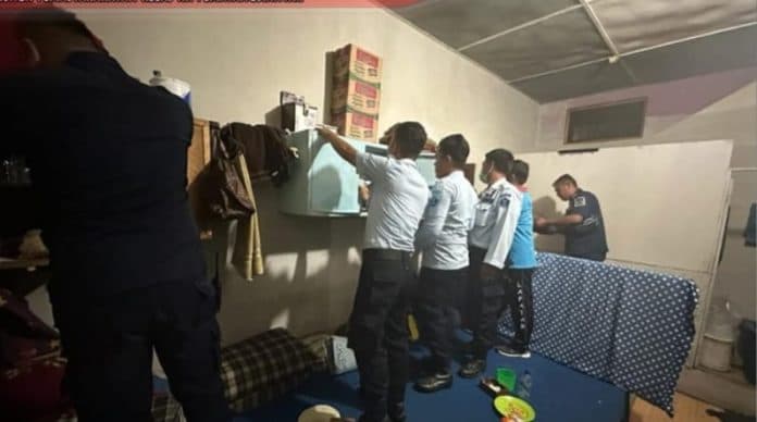 kplp_siantar_geledah_kamar_wbp_hingga_tengah_malam