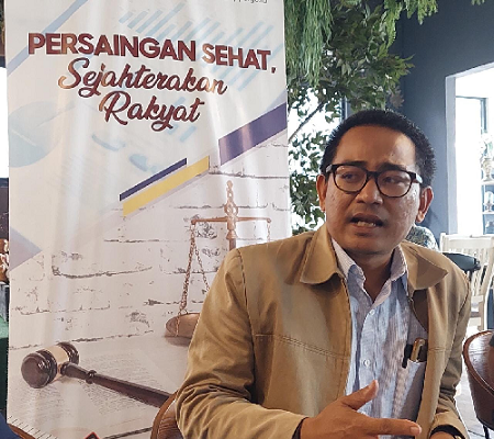kppu_awasi_pelaku_usaha_minyak_goreng_curah_di_sumut