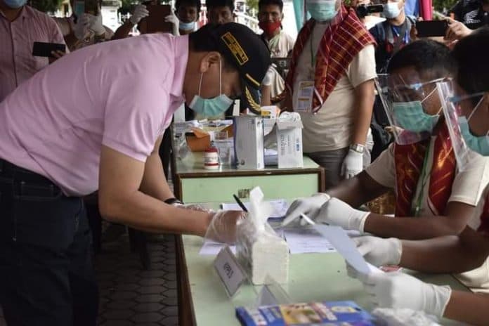 kpu_karo_gelar_simulasi_pemungutan_dan_penghitungan_suara_pilkada