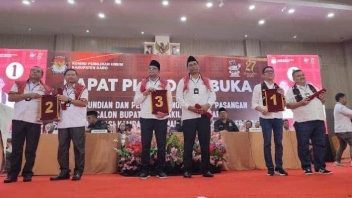 kpu_karo_tetapkan_nomor_urut_tiga_paslon_bupati_dan_wakil_bupati