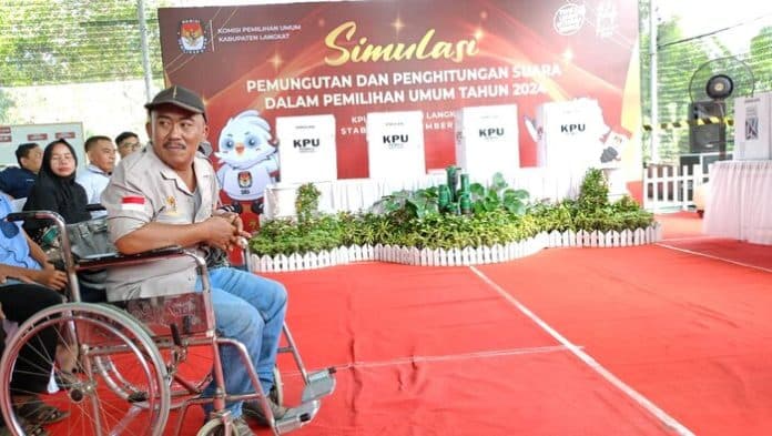 kpu_langkat_gelar_simulasi_pencoblosan_seluruh_petugas_hadir