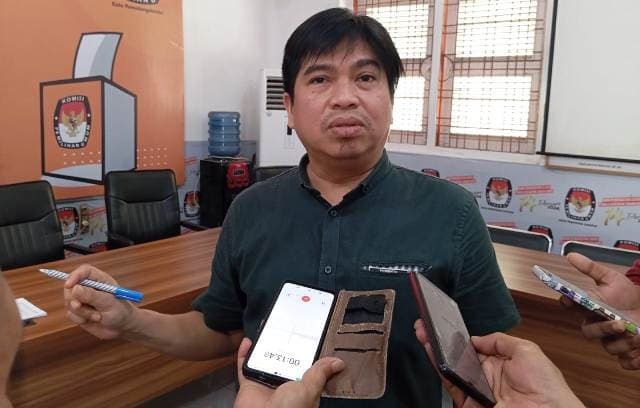 kpu_serahkan_30_nama_calon_anggota_dprd_ke_pemko_siantar