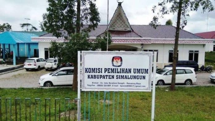 kpu_simalungun_sebut_vermin_bacaleg_sudah_99_persen
