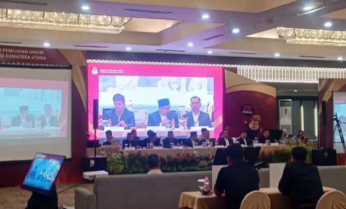 kpu_sumut_gelar_rekapitulasi_penghitungan_suara_tingkat_provinsi