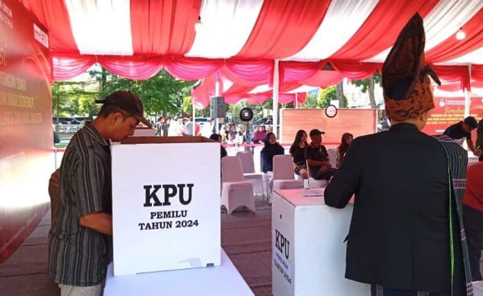 kpu_sumut_gelar_simulasi_pemilihan_di_pematangsiantar_masyarakat_dapat_bawa_ikd_ke_tps