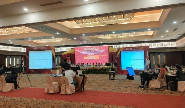 kpu_sumut_targetkan_rekapitulasi_perhitungan_suara_selesai_hari_ini