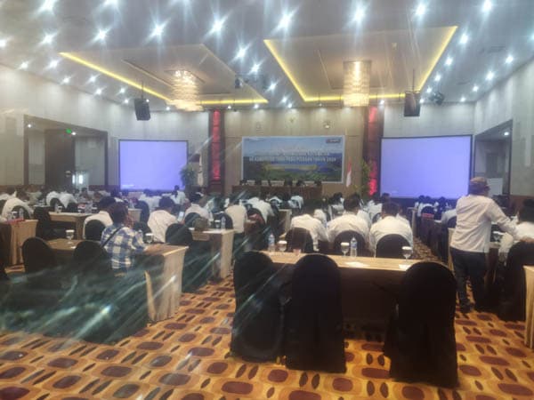 kpu_toba_lantik_80_orang_ppk_untuk_ditempatkan_di_16_kecamatan