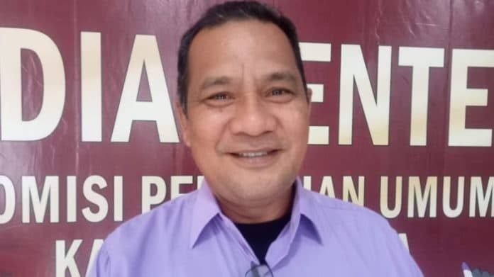 kpu_toba_tetapkan_tiga_paslon_bupati_dan_wakil_bupati