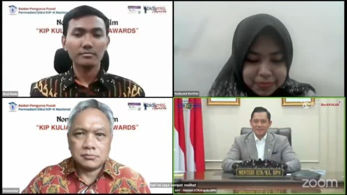 kreativitas_dan_inovasi_generasi_muda_dalam_kompetisi_film_kip_kuliahbidikmisi_awards_diapresiasi