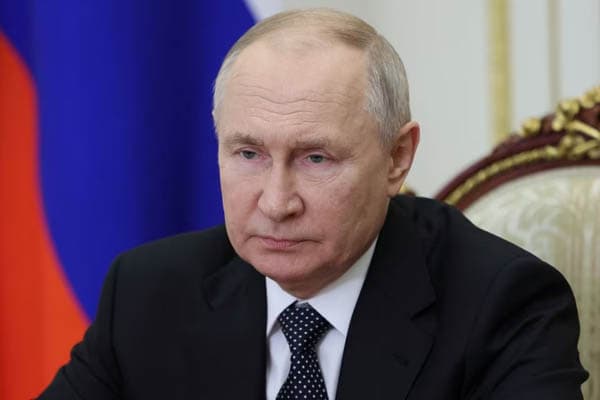 kremlin_tertawakan_rumor_putin_sakit_dan_gunakan_tokoh_pengganti
