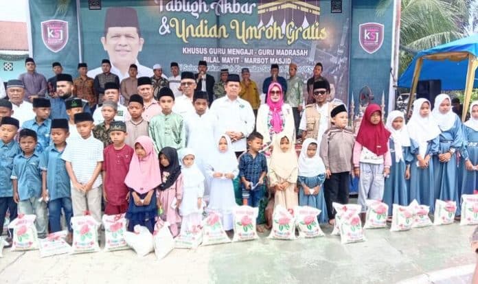 ksj_gelar_tabligh_akbar_dan_undian_umroh_gratis_2500_warga_hadir