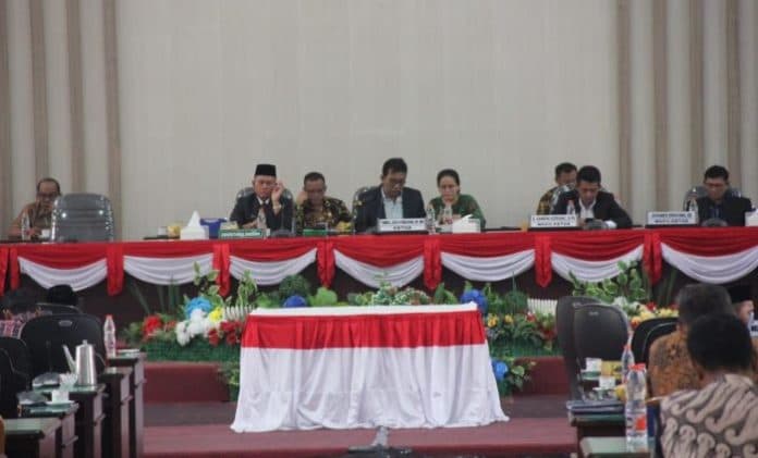 kua_ppas_apbd_kabupaten_simalungun_2025_disepakati_rp25_triliun_lebih