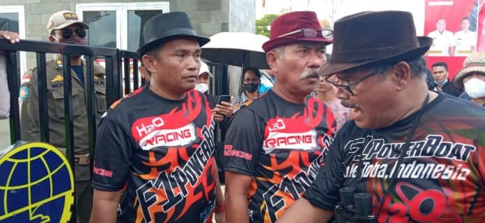 kualifikasi_powerboat_ditunda_warga_kecewa_minta_kepastian_panitia
