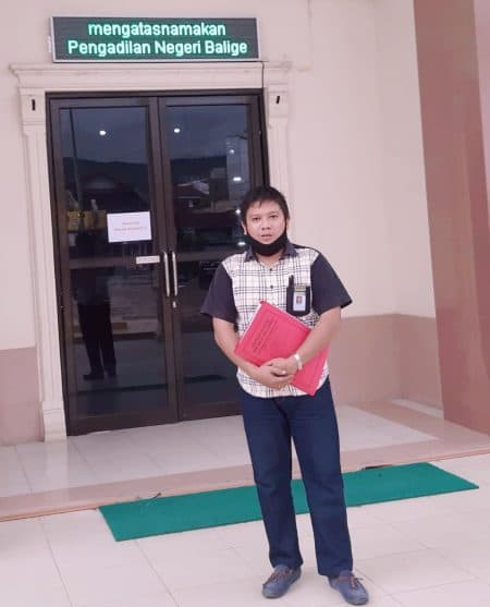 kuasa_hukum_nurieni_saragih_minta_6_tersangka_penganiayaan_dan_pengrusakan_rumahnya_ditahan_polres_simalungun