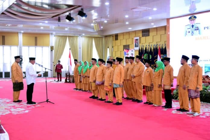 kukuhkan_mabsi_sibolga_tapteng_gubernur_edy_singgung_soal_sejarah_peradaban_dan_potensi_masyarakat_multi_etnis