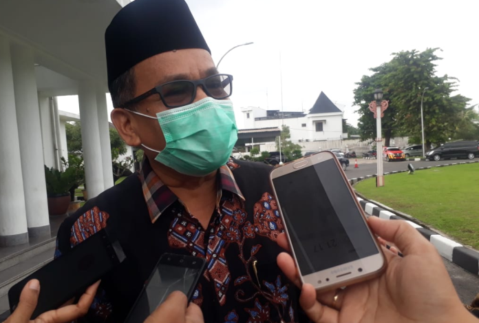 kumpulkan_intelektual_untuk_kaji_draf_uu_cipta_kerja_gubsu_diapresasi_dosen_umsu