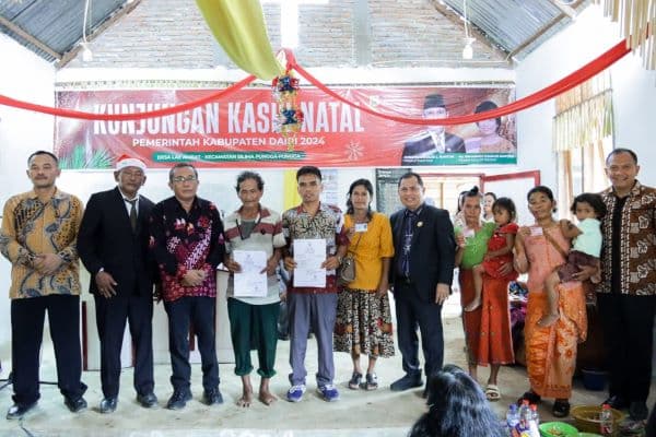 kunjungan_kasih_natal_pemkab_dairi_hari_pertama_bersama_masyarakat_desa_lae_ambat