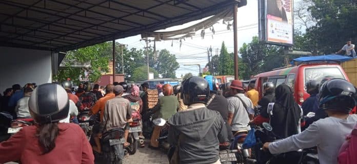 kunjungan_presiden_lalu_lintas_di_seputaran_jalan_pancing_medan_macet