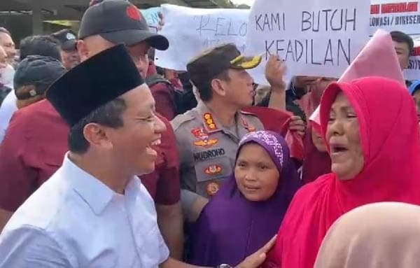 kunjungi_rempang_untuk_sosialisasi_ganti_rugi_menteri_bahlil_disambut_unjuk_rasa_warga
