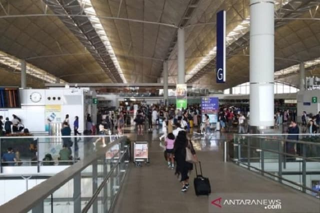 kurangi_frekuensi_ke_hong_kong_garuda_hindari_kerugian