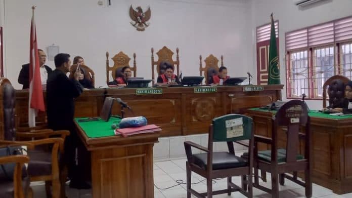 kurir_sabu_2_kg_jaringan_internasional_asal_batu_bara_divonis_15_tahun_penjara