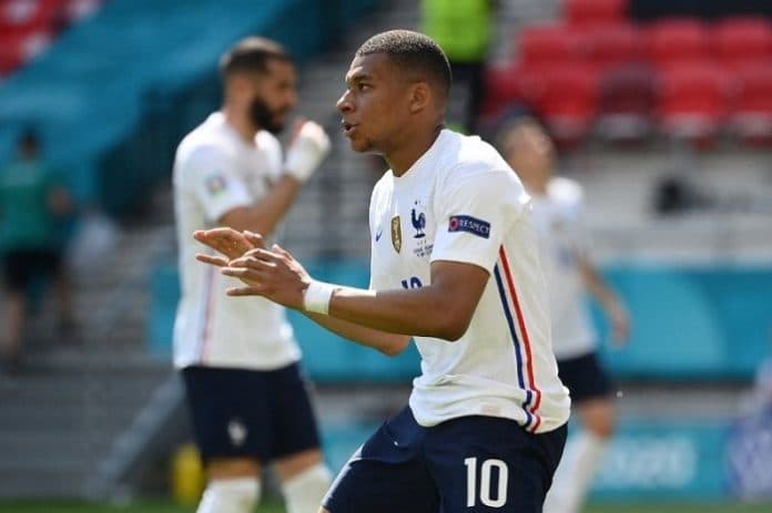 kylian_mbappe_jadi_kreator_gol_selamatkan_wajah_prancis