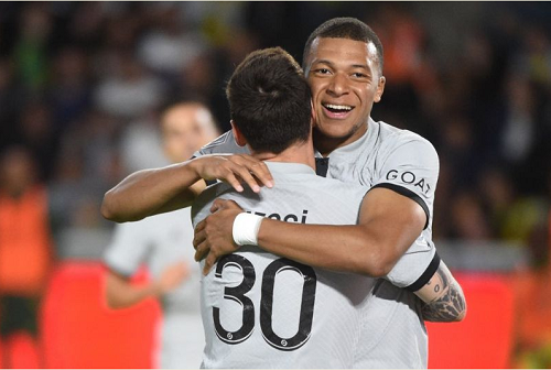 kylian_mbappe_lesakkan_2_gol_saat_psg_benam_nantes_3_0