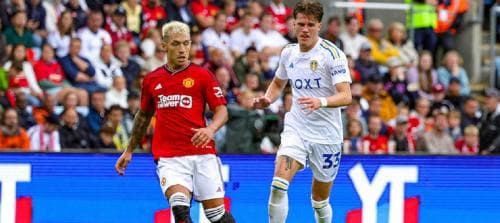 laga_uji_coba_manchester_united_robek_gawang_leeds_united_skor_2_0
