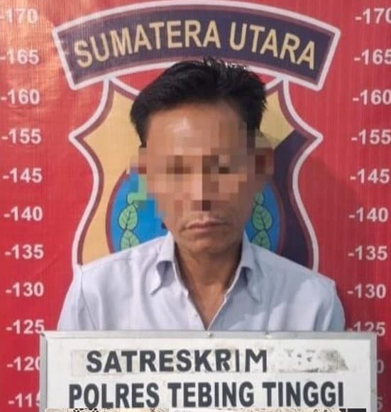 lagi_asyik_main_judi_pria_lanjut_usia_ditangkap_polisi
