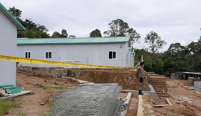 lagi_bangunan_milik_pt_dpm_disegel_pemkab_dairi