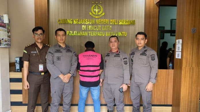 lagi_cabjari_pancur_batu_tetapkan_tersangka_baru_kasus_dugaan_korupsi_uin_su_tuntungan