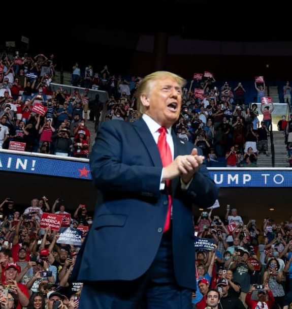 lagi_dua_anggota_staf_kampanye_trump_positif_covid_19