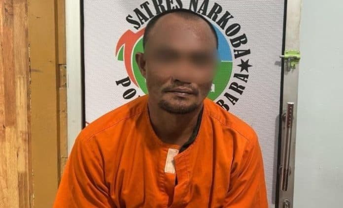 lagi_nunggu_pembeli_pengedar_sabu_diringkus_polres_batu_bara