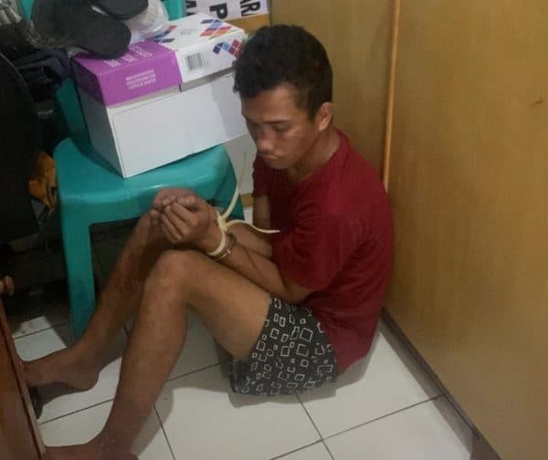 lagi_pelaku_jambret_di_jalan_tarutung_siantar_diciduk_dari_warnet