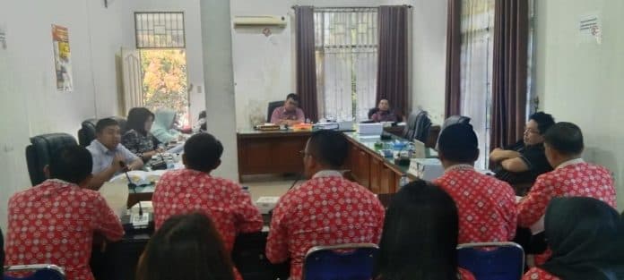 lahan_tpu_penuh_kadinsos_siantar_bingung_kuburkan_jenazah