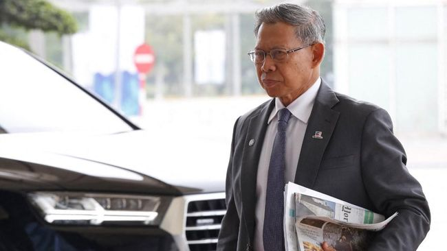 langgar_aturan_lockdown_menteri_malaysia_minta_maaf