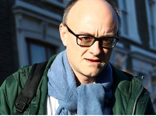 langgar_lockdown_penasihat_pm_inggris_dituntut_mundur