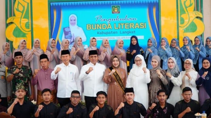 lantik_bunda_literasi_pj_bupati_gerakan_menumbuhkan_minat_baca_anak_langkat_dimulai