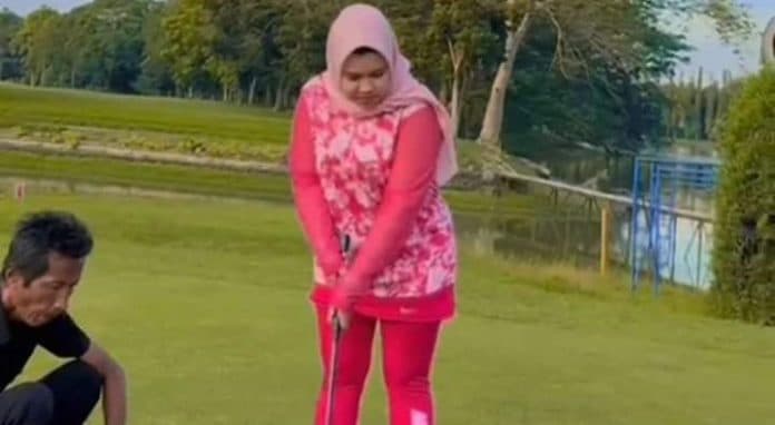 lapangan_golf_ptpn1_regional_1_dulunya_bernama_kampung_keramat