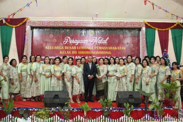 lapas_kelas_ii_siborong_borong_gelar_perayaan_natal