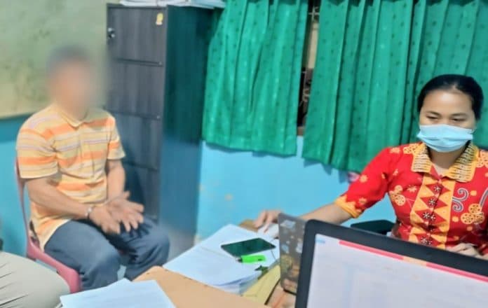 lauk_makan_malamnya_kurang_banyak_pria_di_mandehe_tega_aniaya_keluarga